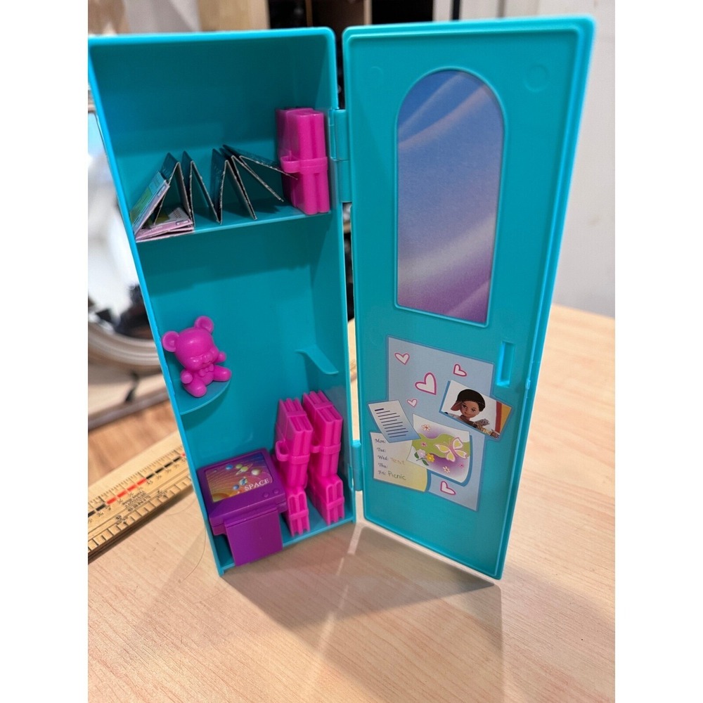 Vintage barbie 1991 Vintage Mattel/Arco School Locker Playset Books Accessories